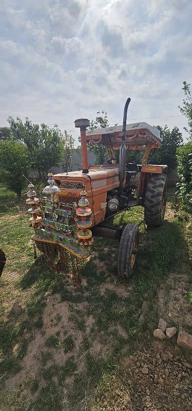 FIAT tractor 2002 model 0