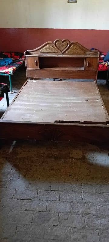 double bed 0