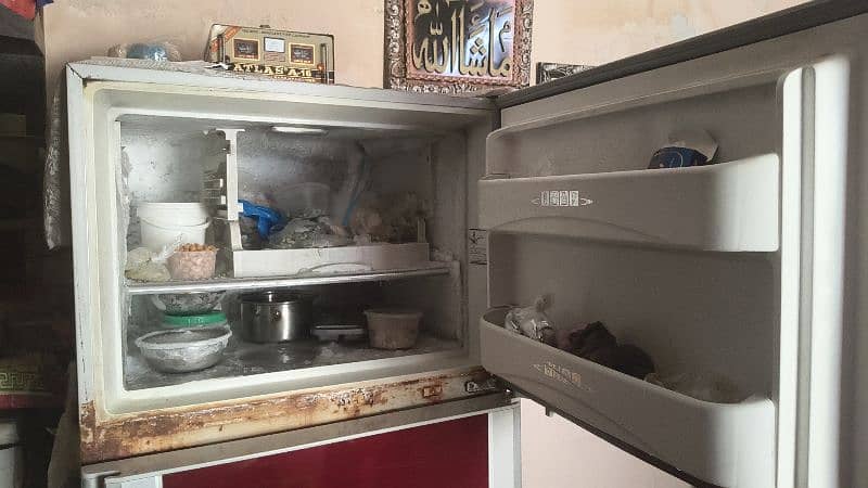 Dawlance Fridge For Sale 6