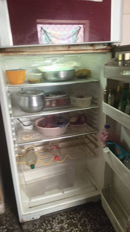 Dawlance Fridge For Sale 8