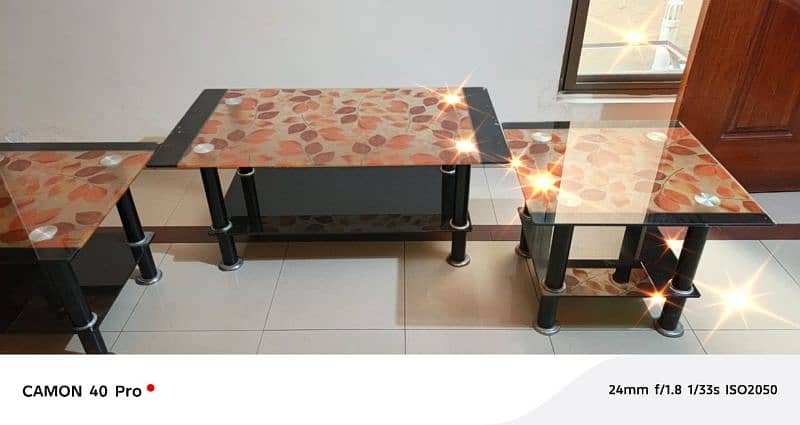 Centre and Side Mirror Tables 1