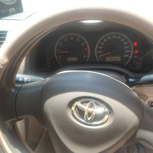 Toyota Corolla GLI 2010 4