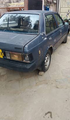 Nissan Sunny 1985