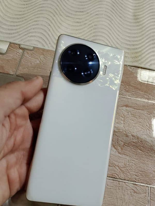 Tecno spark 20 pro plus 8/256 5