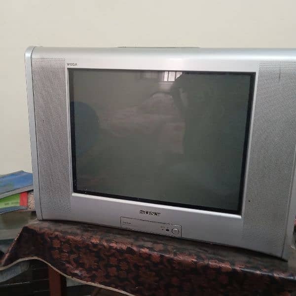 SONY WEGA TV 4