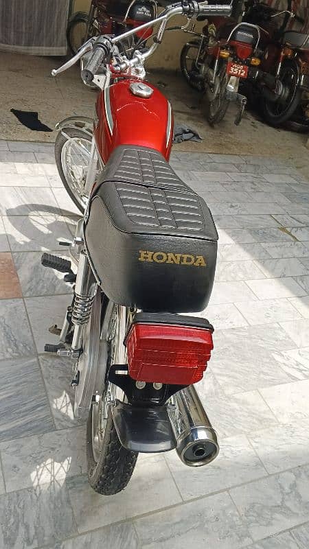 honda 125 2009 model 10