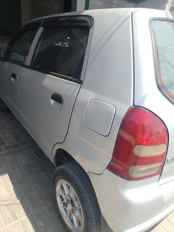 Suzuki Alto 2011 1
