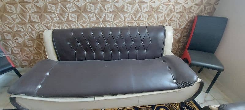 5 Seater Sofa Set Slightly Used 0