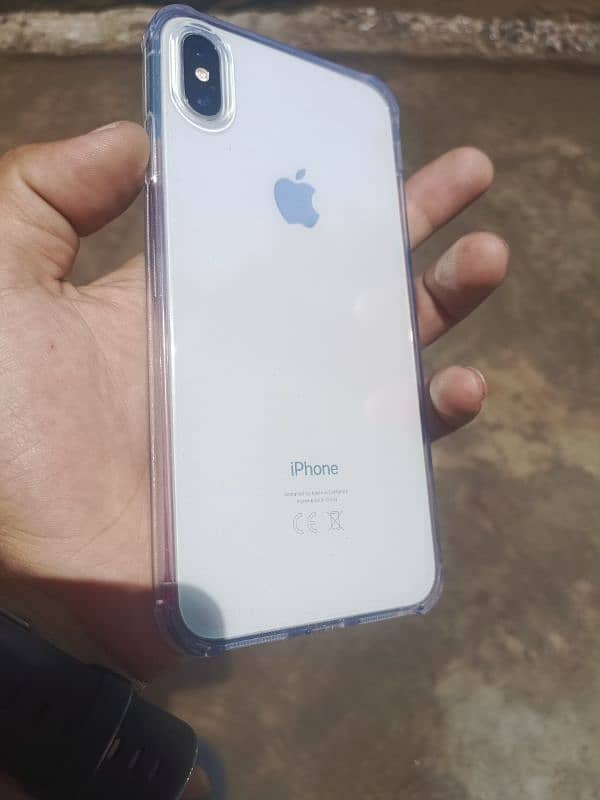 iphone xs max 1
