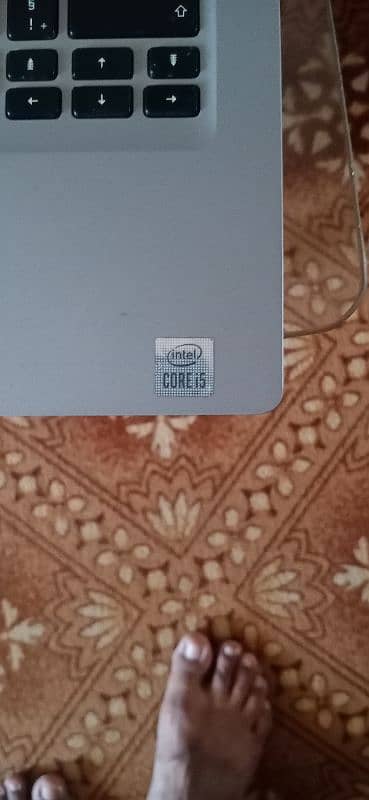 Dell Latitude 2