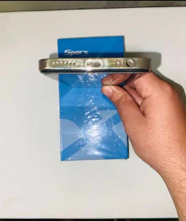 spark neo 7 ultra 1