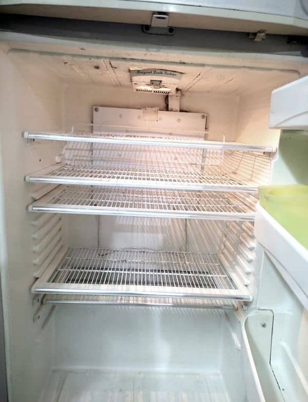 Dawlance fridge model 919965 3