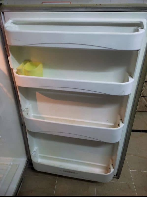 Dawlance fridge model 919965 6