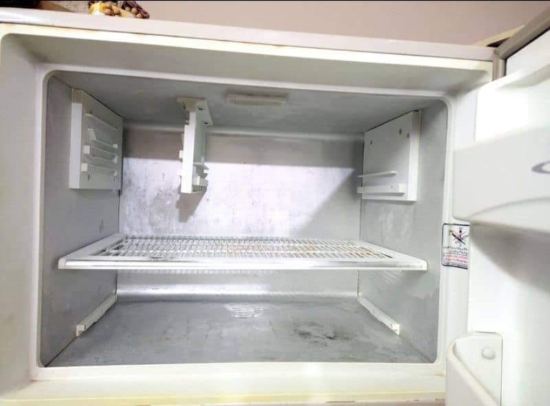 Dawlance fridge model 919965 8