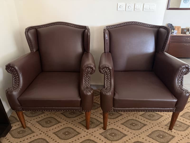 Leatherette Room Chairs 0