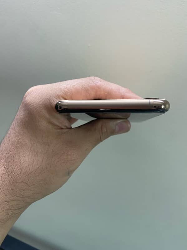 Iphone Xs max pta approved 1