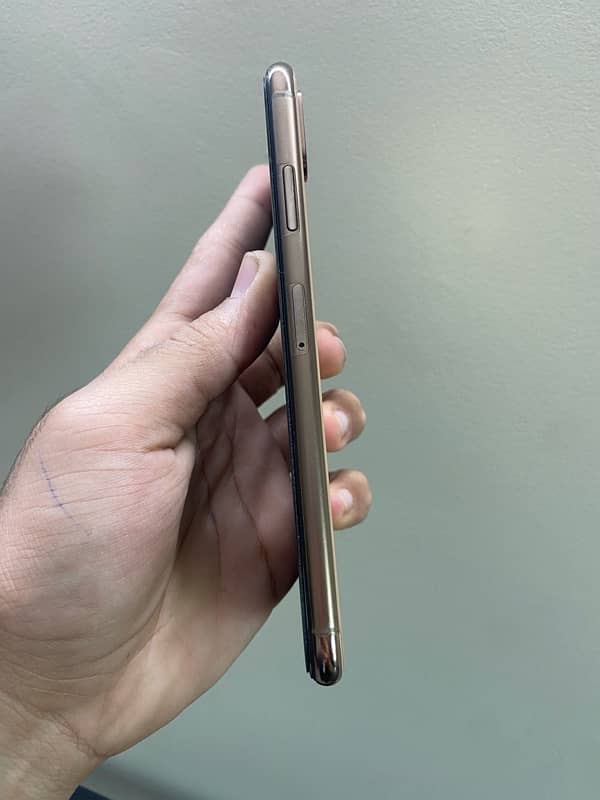 Iphone Xs max pta approved 3