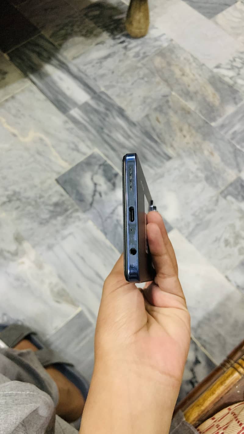 Infinix hot 40 pro 4