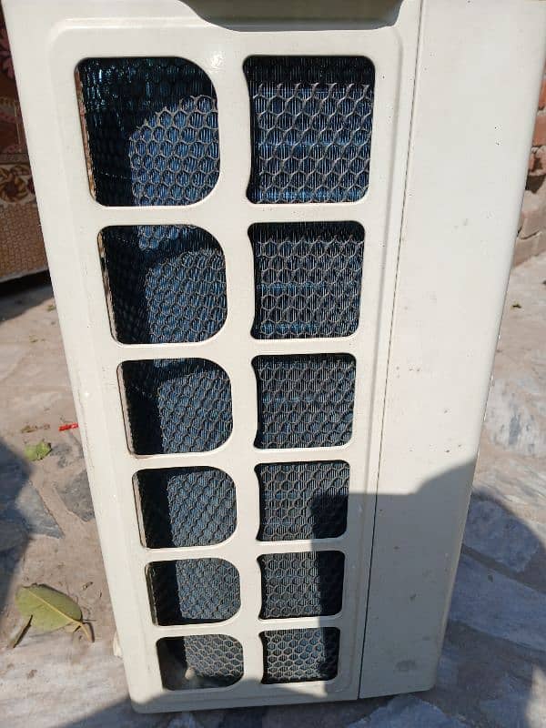 PEL 1 Ton Split A. C (Conventional) 6