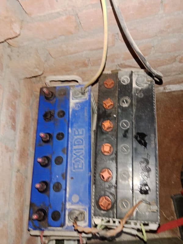 Exide Osaka battery 12 volt bilkul okay Hain 2 batteries 0