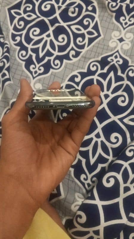 i phone x factory unlocked non PTA all original 1