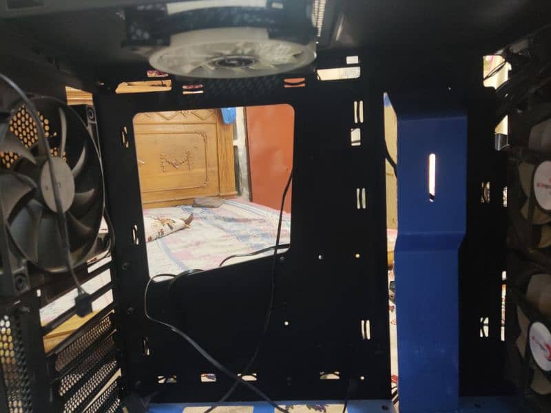NZXT S340 Elite Computer Case - With Box, RGB Fans and Remote 16