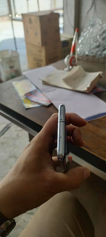 Samsung Galaxy S10 Non PTA 2