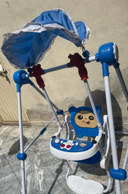Kids Jhoola with music Urgent sale (Not used single time) 0