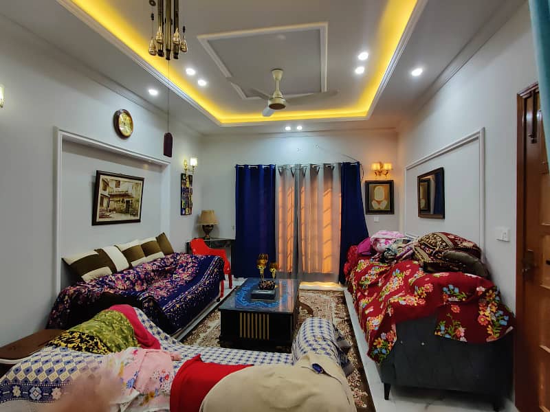 10 MARLA HOUSE FOR SALE LDA AVENUE-1 M BLOCK 9