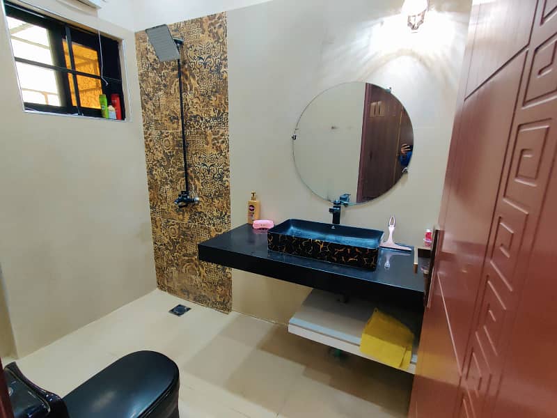 10 MARLA HOUSE FOR SALE LDA AVENUE-1 M BLOCK 10