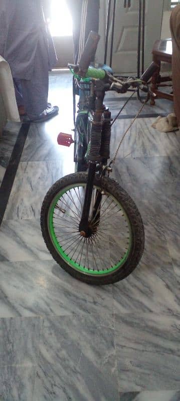 SUPER SHANIO POWER BIKE 0