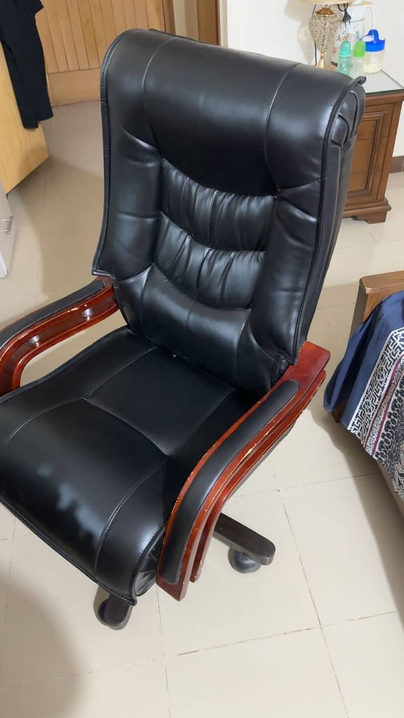 Executive recliner chair 2