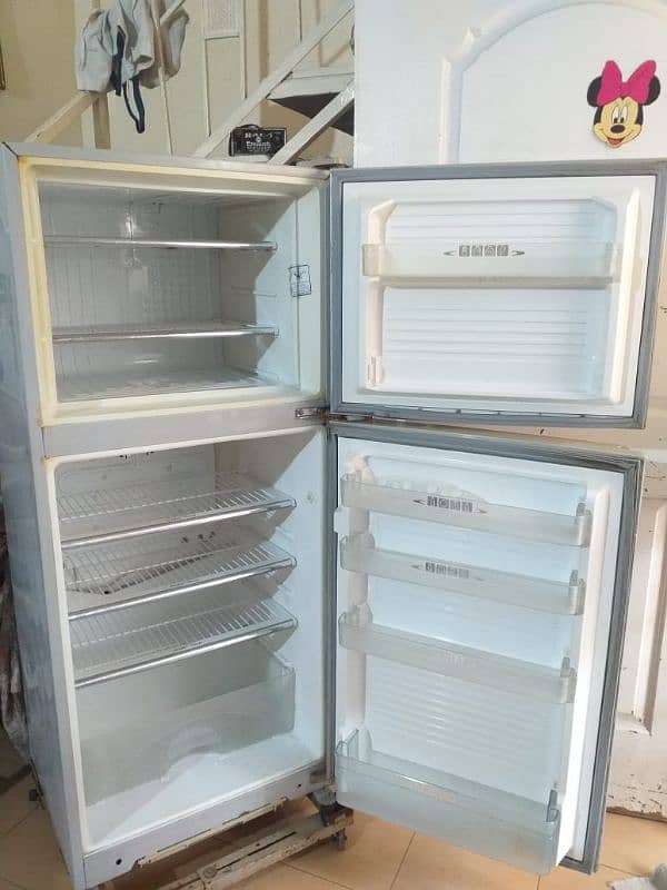 Dawlance refrigerator 2