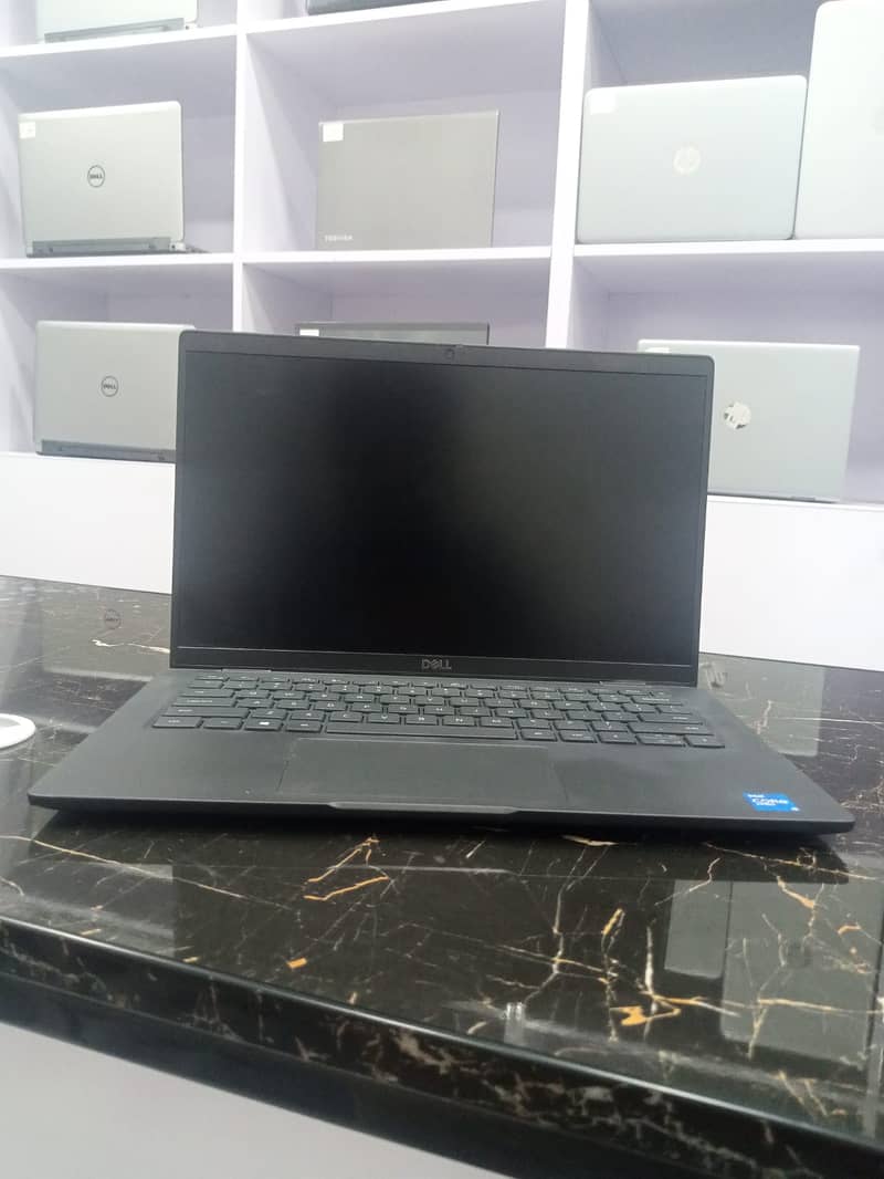 Dell Latitude 7420 0