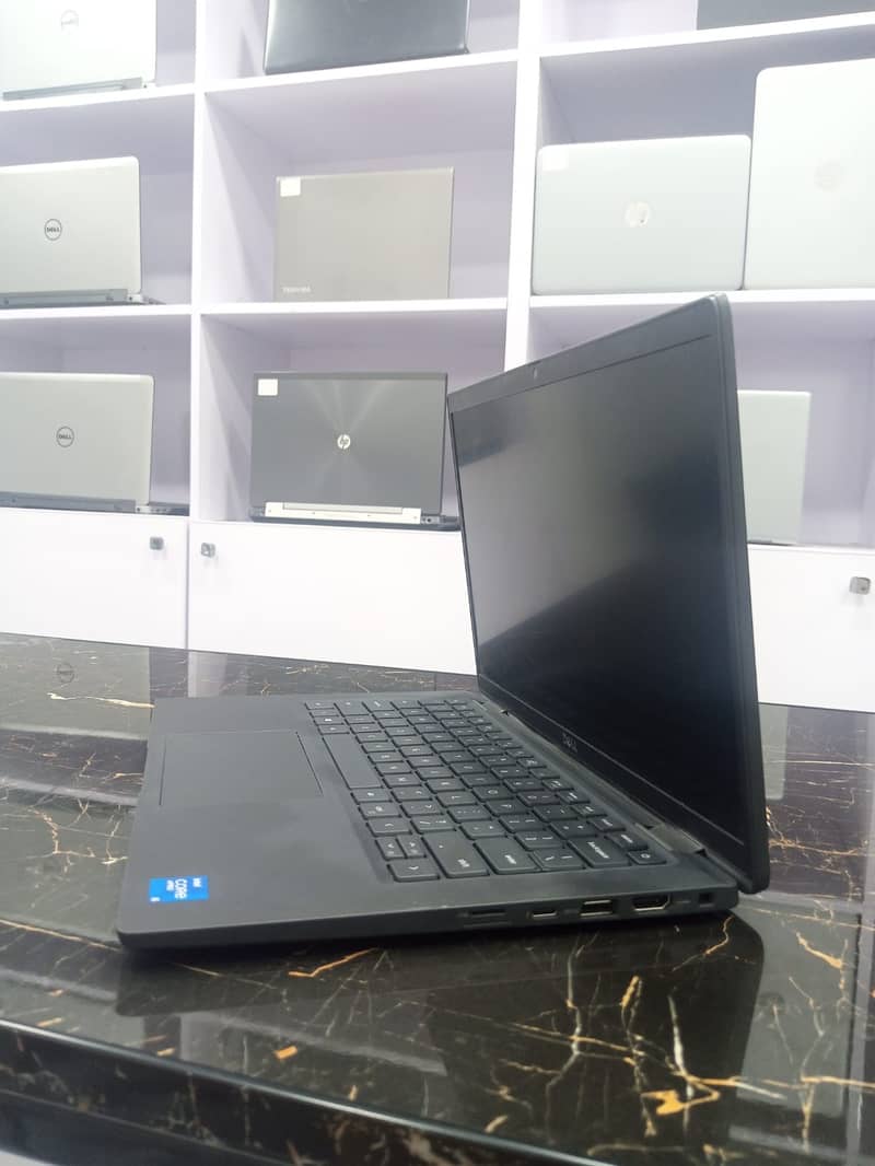 Dell Latitude 7420 1