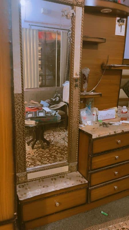 Dressing table 1