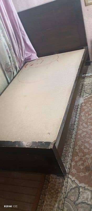 2 beds 3