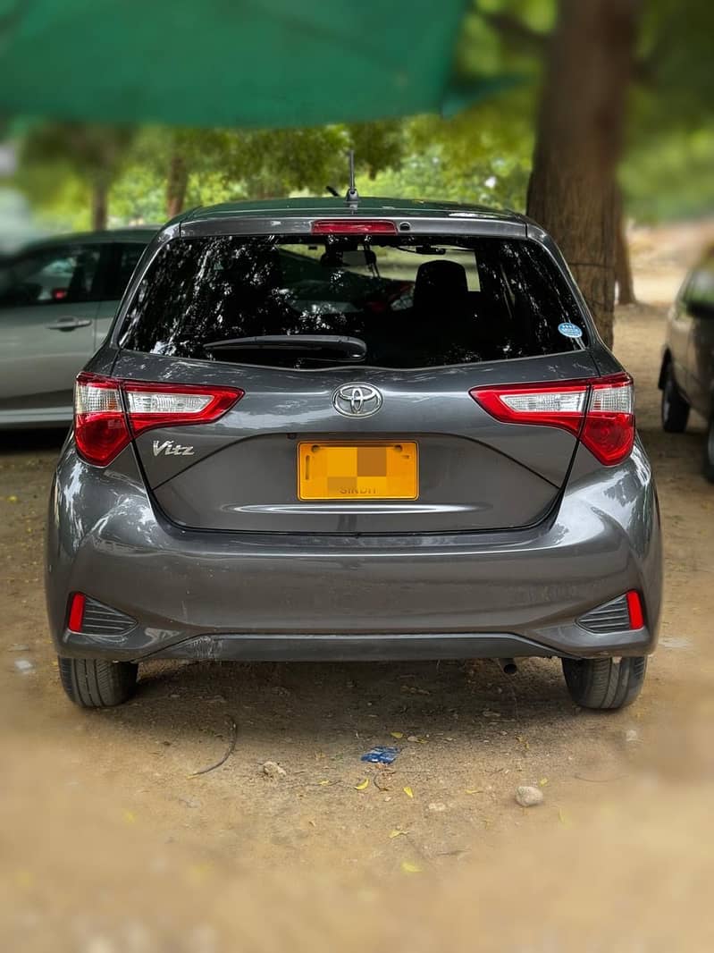 Toyota Vitz 2018 1