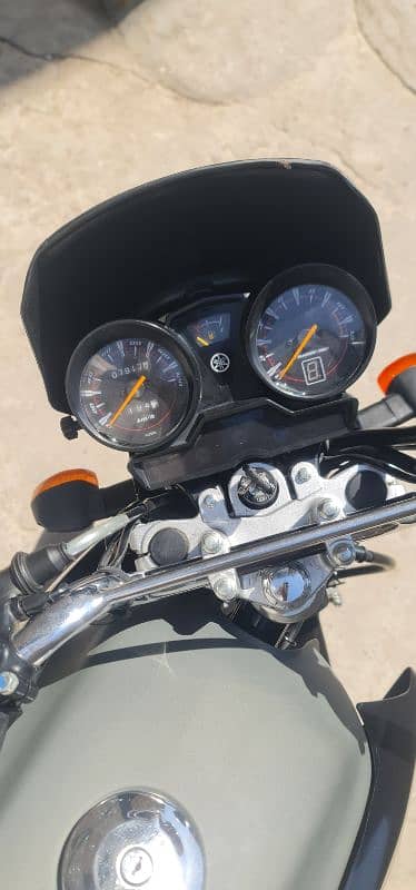 Yamaha ybr g 125 3