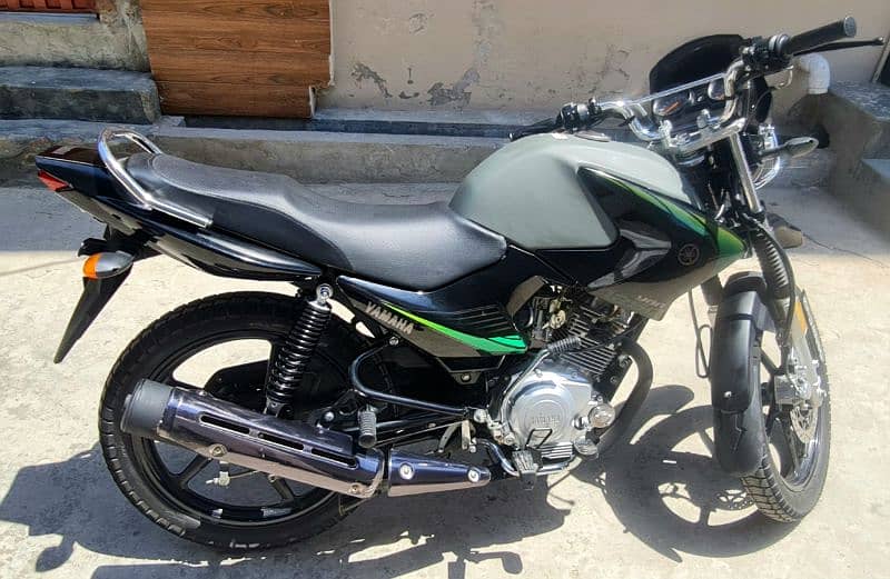Yamaha ybr g 125 6