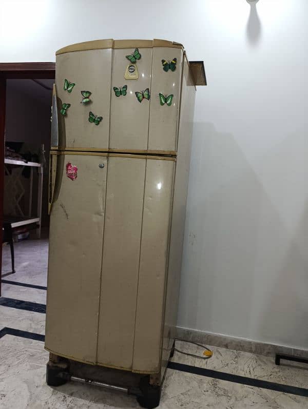 Refrigerator for sell 35,000 (03052224494) 1
