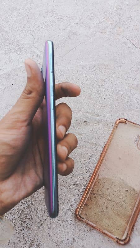 oppo f17pro 8+5/128gb 3