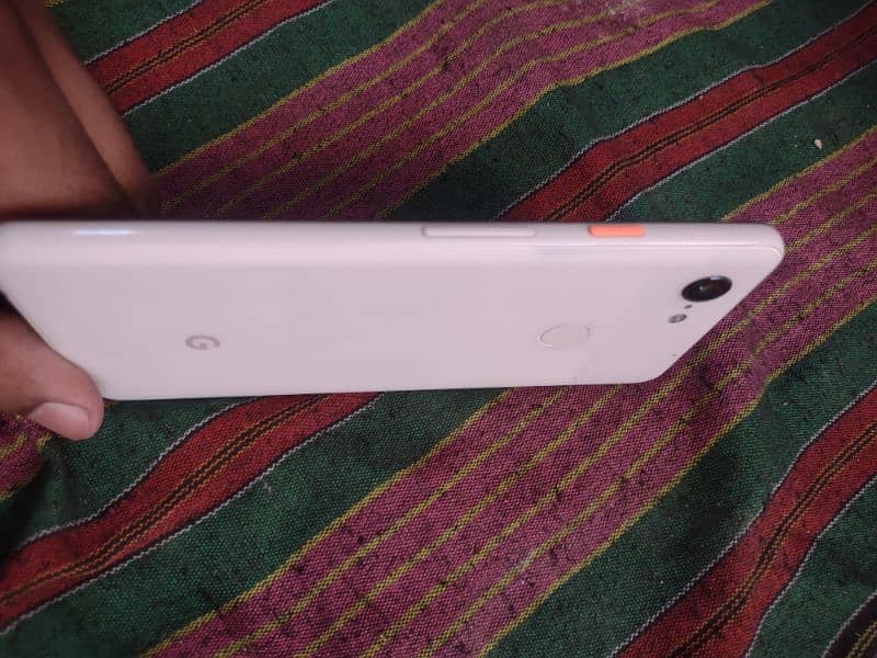 Google Pixel 3 4