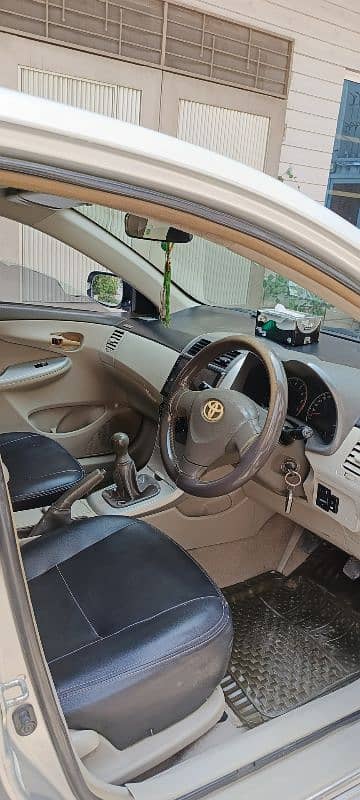 Corolla GLI model 2010 3