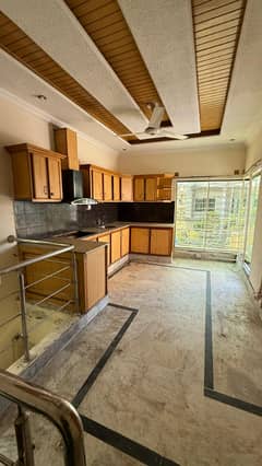 Uper portion available for Rent in bahria towan Rawalpindi phase 3