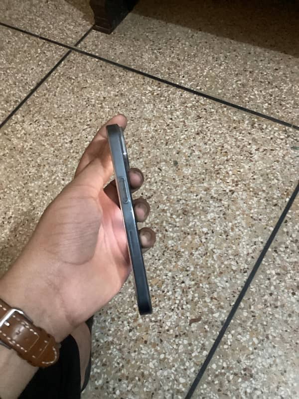 IPHONE 13 JV 1