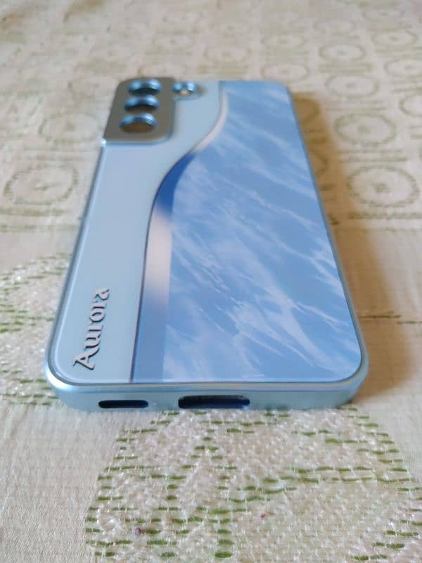 Galaxy S22 (Amazing glass back cover) 1