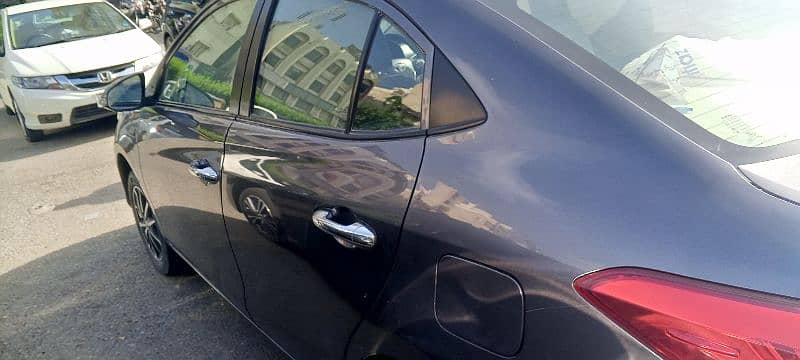 Toyota Yaris-2022 Top of the line 0