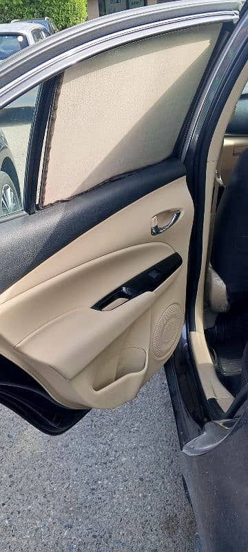 Toyota Yaris-2022 Top of the line 11