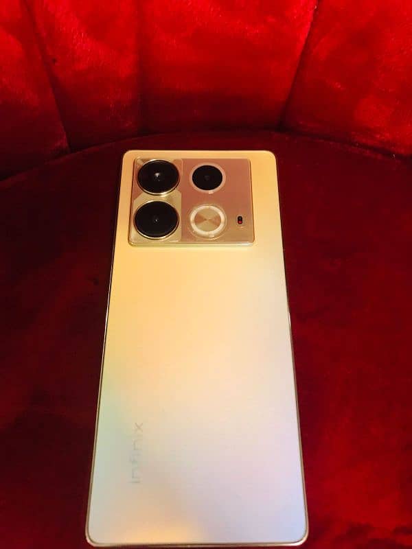 infinix note 40 for sale WhatsApp pe rbta krein sirf 1
